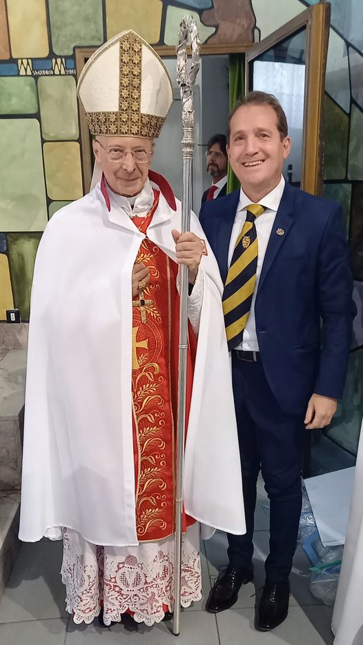 Marco Clerici con il Cardinale Bagnasco